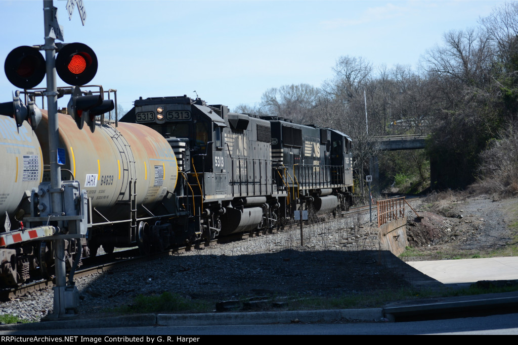 NS yard job E19 starts up the hill on the "Old Main Line".  This was the Southern's sole route through Lynchburg until the cut-off around the city was completed in March 1911.  The Lynchburg side of the Old Main Line is still in use, as seen here. The Amh